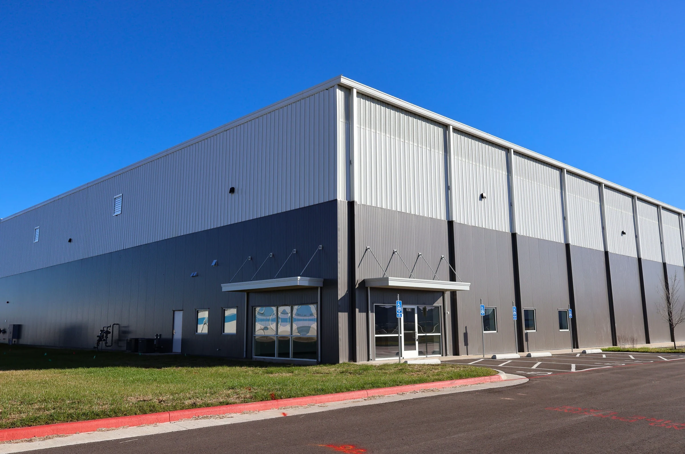 Industrial Flex Space Roofing in Aurora, CO