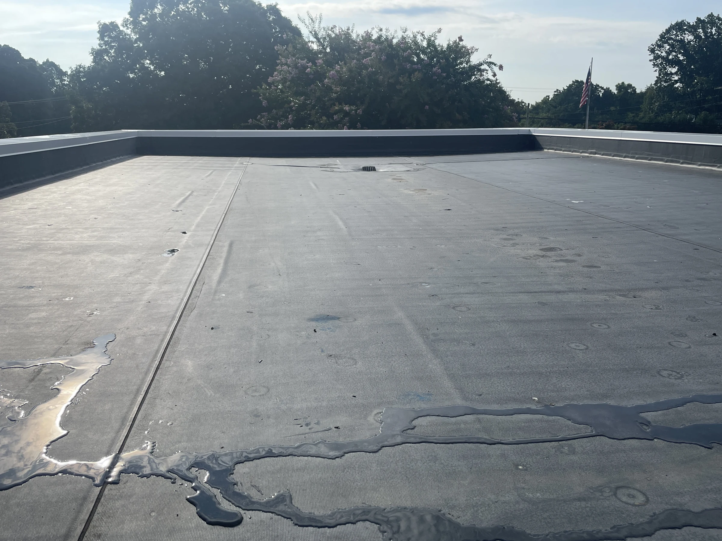 Commercial roofing services in Aurora